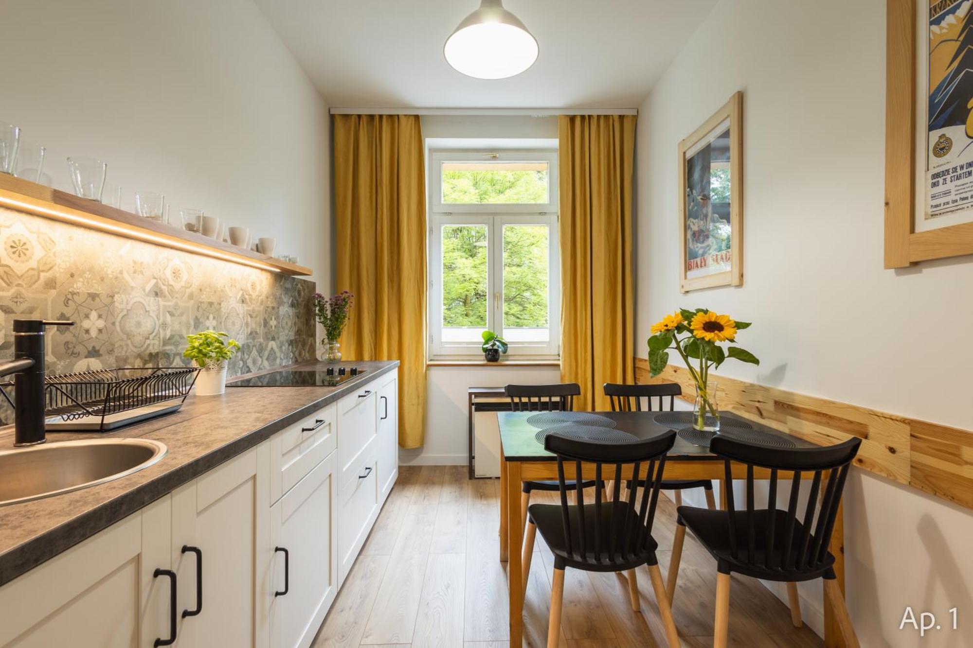 Apartamenty Krupowki 4 Zakopane Esterno foto